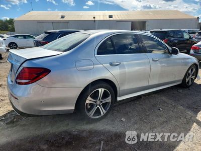 Trzecie zdjęcie samochodu z tyłu: 2017 MERCEDES-BENZ E 300 4MATIC VIN:WDDZF4KB1HA126729 - miniatura