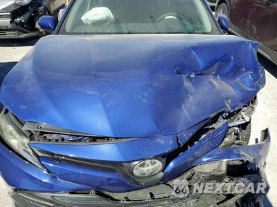 Zdjęcie 11 z 13 samochodu: 2018 TOYOTA CAMRY LE VIN:4T1B11HK4JU673266 - miniatura
