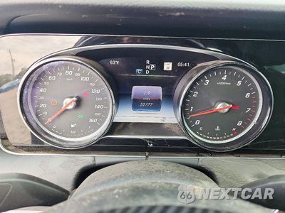Zdjęcie 9 z 12 samochodu: 2017 MERCEDES-BENZ E 300 VIN:WDDZF4JB2HA011641 - miniatura