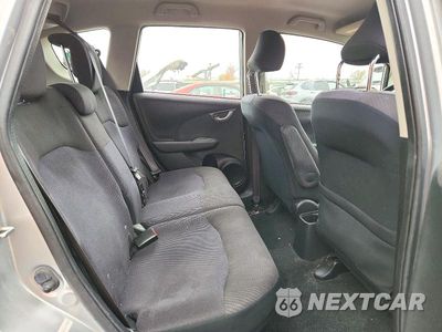 Zdjęcie 10 z 12 samochodu: 2013 HONDA FIT SPORT VIN:JHMGE8H54DC029809 - miniatura