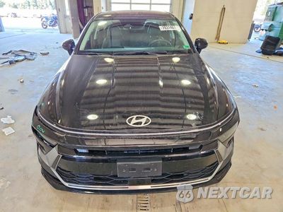 Piąte zdjęcie samochodu w środku: 2024 HYUNDAI SONATA HYBRID SEL VIN:KMHL34JJ6RA097498 - miniatura