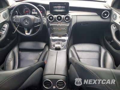 Zdjęcie 8 z 12 samochodu: 2015 MERCEDES-BENZ C 300 4MATIC VIN:55SWF4KB5FU019828 - miniatura
