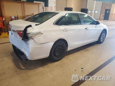 Trzecie zdjęcie samochodu z tyłu: 2017 TOYOTA CAMRY LE VIN:4T1BF1FKXHU369986 - miniatura