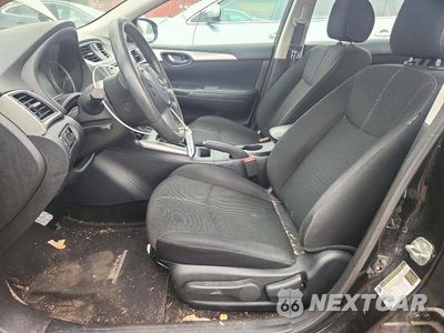 Zdjęcie 7 z 12 samochodu: 2018 NISSAN SENTRA S VIN:3N1AB7AP4JY247082 - miniatura