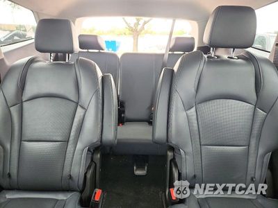 Zdjęcie 10 z 13 samochodu: 2020 BUICK ENCLAVE ESSENCE VIN:5GAERBKW6LJ281133 - miniatura