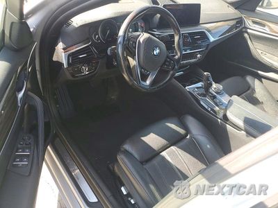 Zdjęcie 8 z 12 samochodu: 2018 BMW 530 XI VIN:WBAJA7C59JWC76841 - miniatura