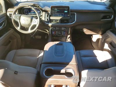 Zdjęcie 8 z 13 samochodu: 2022 CHEVROLET SUBURBAN VIN:1GNSKCKD7NR283995 - miniatura