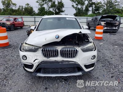 Piąte zdjęcie samochodu w środku: 2017 BMW X1 SDRIVE28I VIN:WBXHU7C39H5H33643 - miniatura