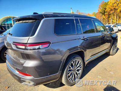 Trzecie zdjęcie samochodu z tyłu: 2023 JEEP GRAND CHEROKEE L SUMMIT VIN:1C4RJKEG6P8829771 - miniatura