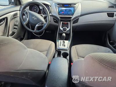 Zdjęcie 8 z 12 samochodu: 2011 HYUNDAI ELANTRA GLS VIN:5NPDH4AE2BH031316 - miniatura
