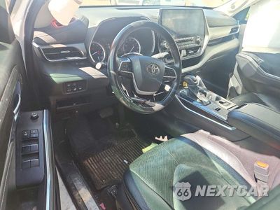 Zdjęcie 8 z 13 samochodu: 2022 TOYOTA HIGHLANDER LIMITED VIN:5TDYZRAH6NS092673 - miniatura
