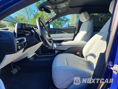 Zdjęcie 7 z 13 samochodu: 2024 CADILLAC LYRIQ LUXURY VIN:1GYKPPRL0RZ139476 - miniatura