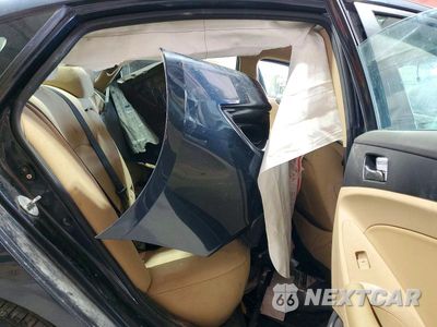 Zdjęcie 10 z 12 samochodu: 2012 HYUNDAI SONATA GLS VIN:5NPEB4AC5CH315402 - miniatura