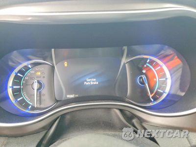 Zdjęcie 9 z 14 samochodu: 2018 CHRYSLER PACIFICA HYBRID LIMITED VIN:2C4RC1N76JR213116 - miniatura