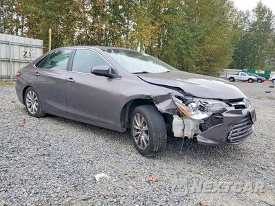 Czwarte zdjęcie samochodu z boku: 2017 TOYOTA CAMRY XLE VIN:4T1BF1FK4HU779909 - miniatura