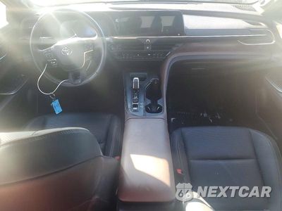 Zdjęcie 8 z 12 samochodu: 2023 TOYOTA CROWN LIMITED VIN:JTDAAAAF0P3005329 - miniatura