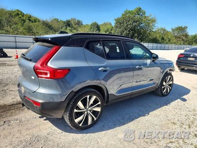 Trzecie zdjęcie samochodu z tyłu: 2021 VOLVO XC40 RECHARGE VIN:YV4ED3URXM2545182 - miniatura