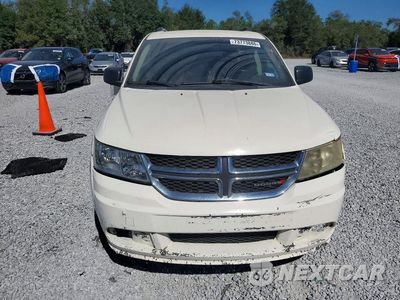 Piąte zdjęcie samochodu w środku: 2018 DODGE JOURNEY SE VIN:3C4PDCAB4JT274519 - miniatura
