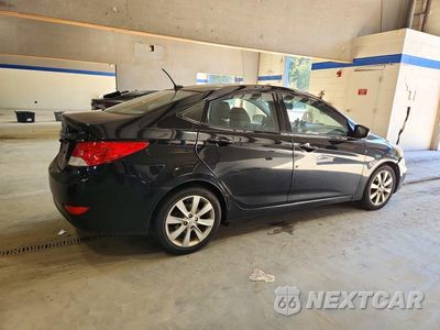 Trzecie zdjęcie samochodu z tyłu: 2014 HYUNDAI ACCENT GLS VIN:KMHCU4AE9EU625270 - miniatura