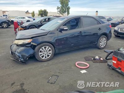 2010 KIA FORTE EX KNAFU4A24A5239154 - główne zdjęcie licytacji z USA - miniatura