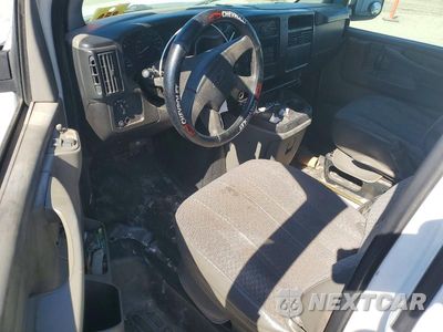 Zdjęcie 8 z 13 samochodu: 2006 CHEVROLET EXPRESS G2500 VIN:1GCGG25U861119905 - miniatura