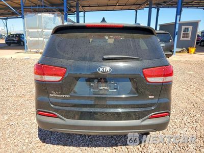Zdjęcie 6 z 12 samochodu: 2016 KIA SORENTO LX VIN:5XYPG4A32GG000565 - miniatura