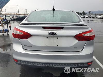 Zdjęcie 6 z 12 samochodu: 2014 FORD FOCUS SE VIN:1FADP3F22EL342326 - miniatura