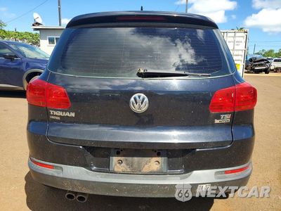 Zdjęcie 6 z 13 samochodu: 2017 VOLKSWAGEN TIGUAN S VIN:WVGBV7AXXHK050883 - miniatura