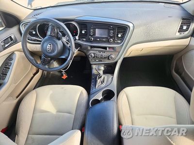 Zdjęcie 8 z 13 samochodu: 2014 KIA OPTIMA LX VIN:5XXGM4A79EG334684 - miniatura