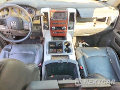 Zdjęcie 8 z 13 samochodu: 2012 DODGE RAM 3500 LARAMIE VIN:3C63D3MLXCG212919 - miniatura