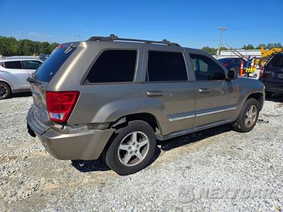 Trzecie zdjęcie samochodu z tyłu: 2006 JEEP GRAND CHEROKEE LAREDO VIN:1J4GR48K16C316011 - miniatura