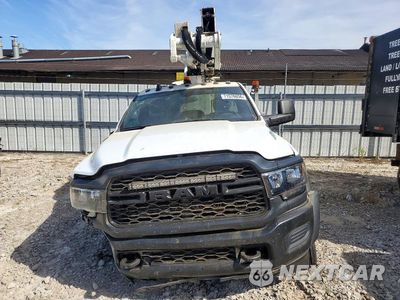 Piąte zdjęcie samochodu w środku: 2024 RAM 5500 VIN:3C7WRMBL7RG279974 - miniatura