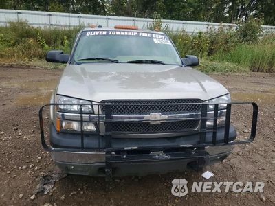Piąte zdjęcie samochodu w środku: 2003 CHEVROLET SILVERADO K1500 HEAVY DUTY VIN:1GCGK13U23F218147 - miniatura
