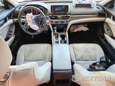 Zdjęcie 8 z 12 samochodu: 2018 HONDA ACCORD LX VIN:1HGCV1F15JA051737 - miniatura