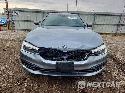 Piąte zdjęcie samochodu w środku: 2019 BMW 530 XI VIN:WBAJA7C5XKWW11992 - miniatura