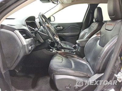 Zdjęcie 7 z 14 samochodu: 2014 JEEP CHEROKEE TRAILHAWK VIN:1C4PJMBS0EW255978 - miniatura