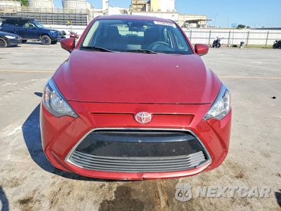 Piąte zdjęcie samochodu w środku: 2018 TOYOTA YARIS IA BASE VIN:3MYDLBYV1JY314396 - miniatura