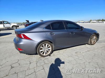 Trzecie zdjęcie samochodu z tyłu: 2016 LEXUS IS 200T VIN:JTHBA1D21G5023838 - miniatura