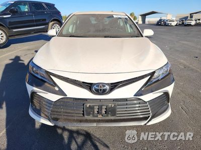 Piąte zdjęcie samochodu w środku: 2023 TOYOTA CAMRY LE VIN:4T1R11AKXPU816836 - miniatura