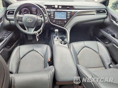 Zdjęcie 8 z 12 samochodu: 2018 TOYOTA CAMRY SE VIN:4T1B11HKXJU059810 - miniatura