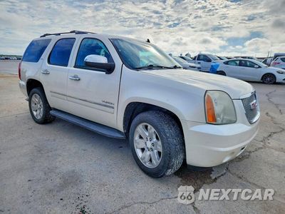 Czwarte zdjęcie samochodu z boku: 2013 GMC YUKON SLT VIN:1GKS1CE05DR148652 - miniatura