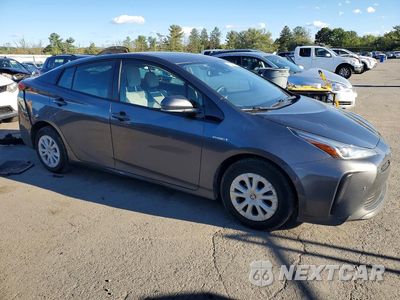Czwarte zdjęcie samochodu z boku: 2019 TOYOTA PRIUS LE VIN:JTDKARFUXK3091221 - miniatura