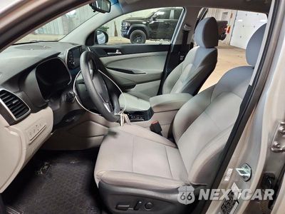 Zdjęcie 7 z 13 samochodu: 2020 HYUNDAI TUCSON SEL VIN:KM8J3CAL2LU130621 - miniatura