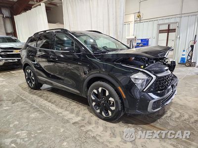 Czwarte zdjęcie samochodu z boku: 2023 KIA SPORTAGE X LINE VIN:5XYK6CAF8PG003583 - miniatura