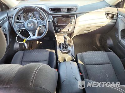 Zdjęcie 8 z 13 samochodu: 2019 NISSAN ROGUE SV VIN:KNMAT2MV1KP532106 - miniatura