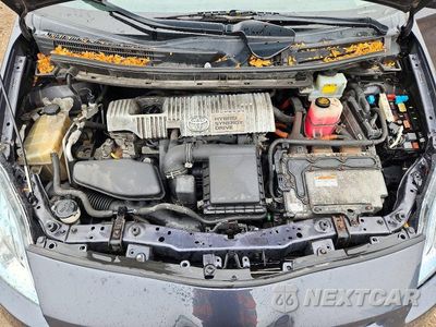 Zdjęcie 11 z 12 samochodu: 2011 TOYOTA PRIUS TWO VIN:JTDKN3DU4B1405204 - miniatura