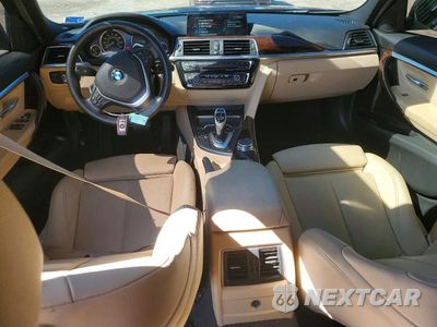 Zdjęcie 8 z 12 samochodu: 2017 BMW 330 XI VIN:WBA8D9G3XHNU65070 - miniatura
