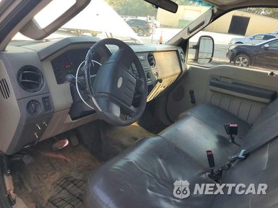 Zdjęcie 8 z 12 samochodu: 2010 FORD F250 SUPER DUTY VIN:1FTNF2A5XAEA49625 - miniatura