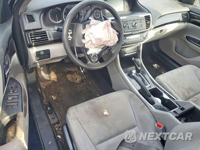 Zdjęcie 8 z 12 samochodu: 2017 HONDA ACCORD LX VIN:1HGCR2F3XHA183396 - miniatura