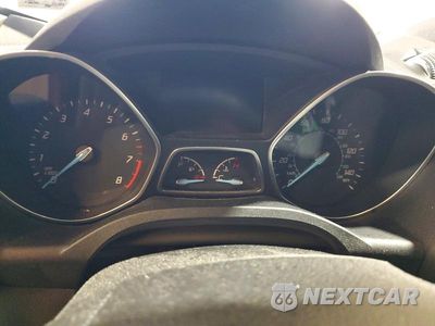 Zdjęcie 9 z 13 samochodu: 2016 FORD ESCAPE SE VIN:1FMCU9GX1GUB68849 - miniatura